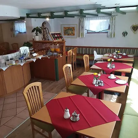Panorama Hotel 3*